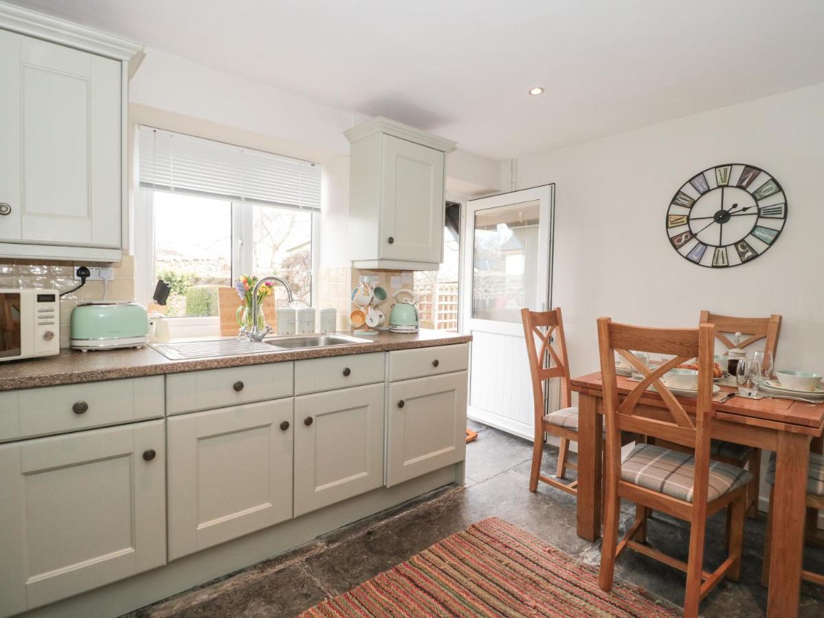 Jasmine Cottage Axminster Bagian luar foto