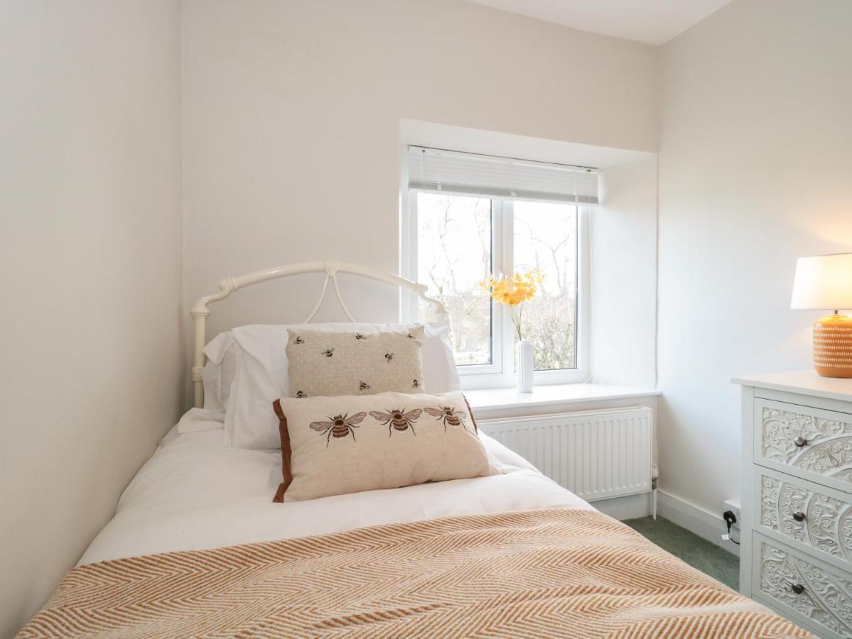 Jasmine Cottage Axminster Bagian luar foto